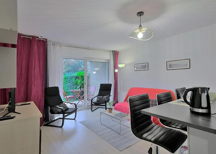 Apartment L\'Amiraute By Interhome